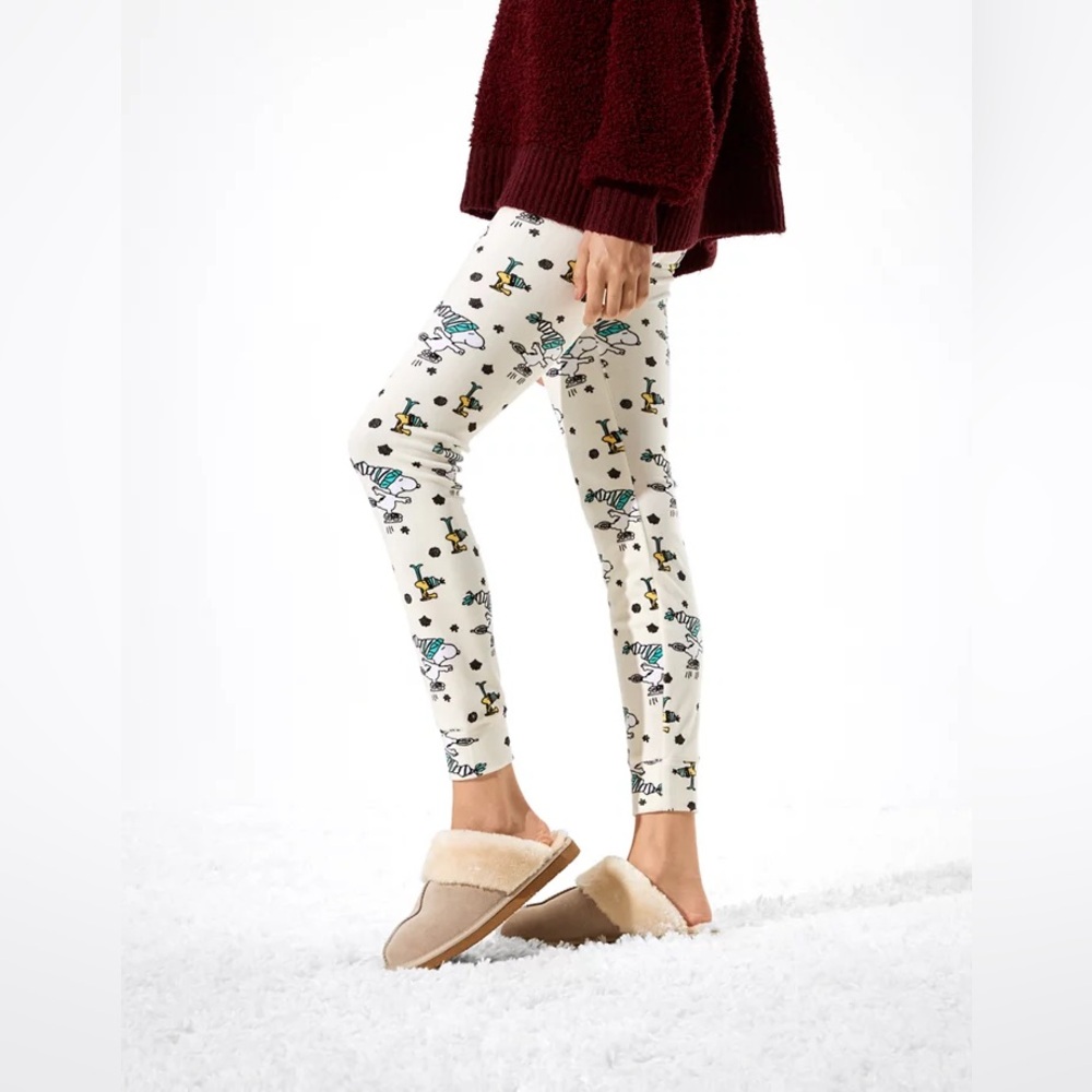 American Eagle Outfitters Cream Pajama Leggings SNOOPY